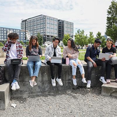 SPU students study in nearby Gasworks Park |photo by Dan Sheehan